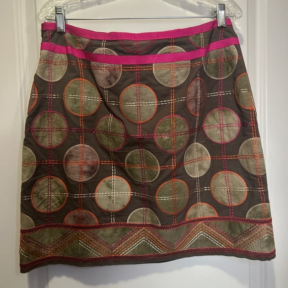 Embroidered Brown and Pink Skirt - Picture 2 of 4